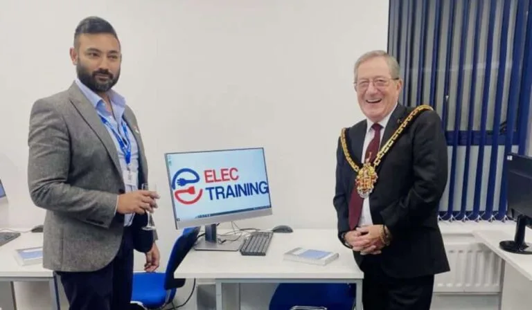 Learners Receiving City & Guilds Certificates – Worcester